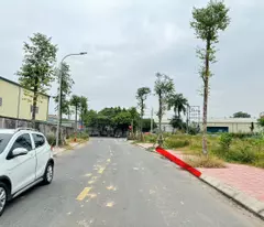 Bán đất đấu giá tổ 4, TT Quang Minh, Mê Linh, HN. Đường nhựa, vỉa hè. DT 100m, giá 6,1 tỷ.