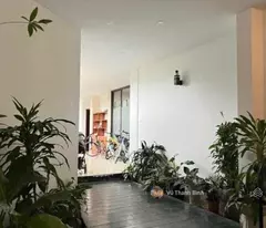 Cần bán tòa nhà 8 tầng dịch vụ căn hộ mặt phố quận Tây Hồ dòng tiền gần 5 tỷ/1 năm giá nhỉnh 100 tỷ