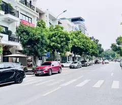 siêu phẩm Lâm Hạ, 97m x 5tầng, mặt tiền 7m, thang máy, gara 4 ôtô, vỉa hè, kinh doanh ngày đêm