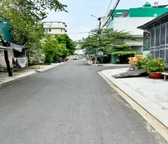 Mặt tiền đường sổ 26 An Dương Vương 5x16 đúc 4 tầng chỉ 9 tỷ 4