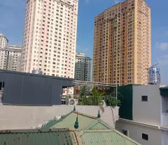 tôi cần bán nhà phố mậu lương 5 tầng tặng nội thất hơn 4 tỷ ô tô cạnh nhà