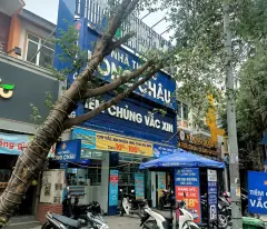 tôi cần bán nhà phố mậu lương 5 tầng tặng nội thất hơn 4 tỷ ô tô cạnh nhà