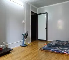 Cần bán nhà tập thể Khương Trung 100m2, 3 phòng ngủ đẹp, giá 2,99 tỷ