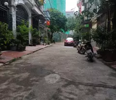 BÁN NHÀ 6T TRẦN THÁI TÔNG, DT 42M2, KIA MORNING ĐỖ CỬA, GẦN PHỐ, KINH DOANH/Ở, CHỈ 10.6 TỶ