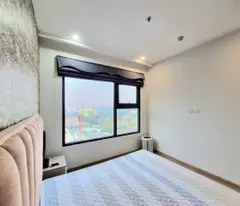 Cần bán gấp căn hộ 2N Toà I1 View bể bơi, tầng trung,siêu thoáng