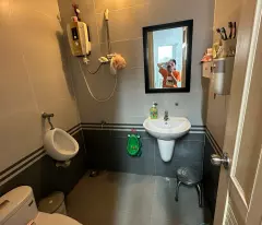 Bán chung cư Bình Chánh dưới 1,5 tỷ đã có sổ riêng, 2PN 70m2 căn góc. Công chứng sang tên ngay