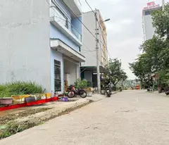 Bán đất dịch vụ tổ 5, Quang Minh, Mê Linh, HN. Mặt tiền kinh doanh đẹp. DT 95m, giá 5,7 tỷ.