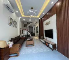 SIÊU PHẨM PHỐ CỔ NGỌC LÂM. LONG BIÊN 38 M x 5 TẦNG  HƠN 6.3 TỶ

 CÒN BỚT - GẦN PHỐ - TIỆN ÍCH BẠT