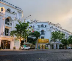 CHÍNH CHỦ CẦN BÁN GẤP DÃY NHÀ PHỐ MẶT TIỀN ĐƯỜNG TRƯỜNG CHINH P3 TP TÂY NINH