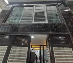 Bán GẤP nhà chính chủ Khương Trung, Thanh Xuân, 3 tầng, 30m2, giá 3.5 tỷ, tiềm năng kinh doanh.