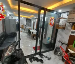 Bán GẤP nhà chính chủ Khương Trung, Thanh Xuân, 3 tầng, 30m2, giá 3.5 tỷ, tiềm năng kinh doanh.