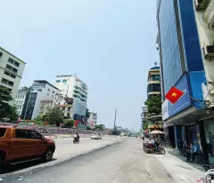 Bán Nhà Mặt Phố Kim Đồng – Vị Trí Độc Tôn, Kinh Doanh Sầm Uất 

Nhà đẹp – Mặt phố lớn – Đầu tư