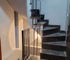BÁN NHÀ CẦU GIẤY 52M2, MT 6M, NGÕ THÔNG, ĐI BỘ RA PHỐ. 7,9 TỶ
