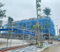 BÁN NHÀ LIỀN KỀ _DT 80M _ XÂY 5T _MT5M _ ĐƯỜNG 12M _  Giá 91Tr