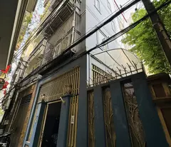 Bán Nhà Đường Cầu Giấy, DT 50m2, 5 Tầng Ở Ngay, Ngõ Rộng Thông KD, Gần Ngay ÔTô, Giá 11 Tỷ
