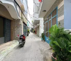 NHÀ ĐẸP XE HƠI ĐỖ CỬA - NƠ TRANG LONG BÌNH THẠNH- GẦN NGÃ BA TRẦN QUÝ CÁP - CẦU BĂNG KY - CHỈ 4.6