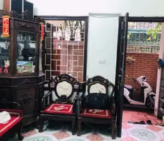 SIÊU HIẾM DUY NHẤT 1 CĂN 45M x5 TẦNG HƠN 9.2 TỶ 

CÓ THƯƠNG LƯỢNG  NGỌC LÂM  LÂM LONG BIÊN 

MẶT