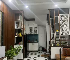 BÁN NHÀ NGÔ GIA TỰ, NGÕ Ô TÔ TẢI, NHÀ 5T XÂY MỚI FULL NỘI THẤT LÔ GÓC DT 30M GIÁ CHỈ 6,X TỶ
