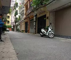 Bán siêu vị trí Yên Lạc -Kim Ngưu cực đẹp.DT 84m2 ,MT 6,1m -7T.Oto tránh .Ở hoặc kinh doanh đều