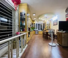 NHÀ ĐẸP CẦU GIẤY Ô TÔ  KINH DOANH50M2 5T 4PNGIÁ HƠN 11 TỶTẶNG FULL NT
