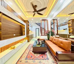 SIÊU RẺ-HIẾM-MỚI XD-NGÕ 79 CẦU GIẤY Ô TÔ- CHỢ-TIỆN ÍCH ĐỈNH35M2-5T- GIÁ 6 TỶ HƠN