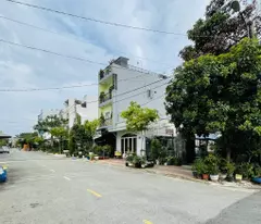 Nhà MT  Phước Bình , gần CĐ Kinh tế Đối Ngoại ,100m2 ,ĐƯỜNG RỘNG , VỈA HÈ