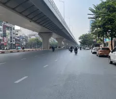 Bán gấp nhà mặt phố Minh Khai, vỉa hè to rộng ,oto đỗ cửa .DT41m2-5T. Cho thuê dòng tiền lớn