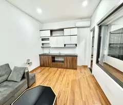 Trung tâm quận Đống Đa, có căn hộ view hồ cho thuê