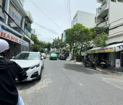 BÁN NHÀ CẤP 4 CÓ 2 MẶT THOÁNG ( ĐƯỜNG CHÍNH TRẦN NGUYÊN HÃN 12M NHA TRANG