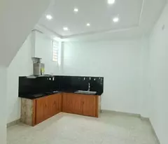 BÁN NHÀ VÕ TRỨ GẦN CHỢ XÓM MÓI  KHU PHỐ HÀN THÀNH PHỐ NHA TRANG