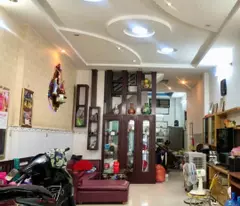 Bán nhà 3 tầng mặt tiền đường Nguyễn Hữu Huân - Giá 6,3 Tỷ. Tp Nha Trang