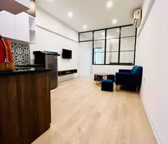 Bán gấp tập thể Nguyễn Chí Thanh, Đống Đa,  tầng 3, full nội thất, 2 ngủ, ô tô đỗ chân cầu thang