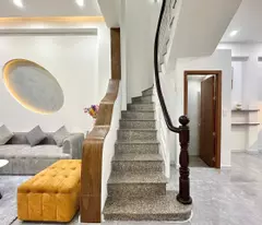 +1 Bán nhà NGÃ TƯ HÀNG XANH, 47m2, 4 tầng ,4PN , nở hậu, Hoàn công