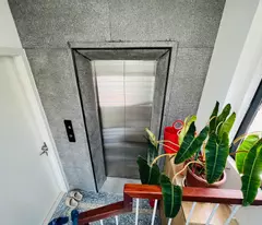 Bán nhà mặt hồ Linh Quang, Đống Đa 40m, 7 tầng, mt 7m. Giá: 23.2 tỷ