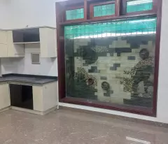 Cần Bán nhà 2 mặt tiền khu kinh doanh buôn bán sầm uất, trước mặt là công viên Kỳ Bá.