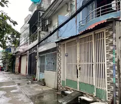 BÁN NHÀ SÁT BÊN XE MIỀN TÂY 2 TẦNG 35M2 HẺM THÔNG - SHR - GIÁ 2.78 TỶ