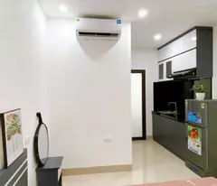 Bán Tòa CCMN Ngay Huỳnh Thúc Kháng, Pháo Đài Láng, Đống Đa, ÔTô, 61m2, 8 Tầng Full, 18,xTỷ