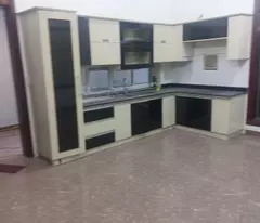 Bán nhà biệt thự phường Trần Hưng Đạo, diện tích 180m2, mặt tiền 10m, giá chỉ 19 tỷ