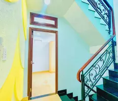 Bán nhà Hoàng Hoa Thám - HXH 7c - DTsd 205m2 - 360 Triệu/Y