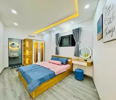 Chỉ 5 Tỷ 94 nhà Phú Nhuận - 4 Tầng - 57m2 - Không LG - Không QH - SHR