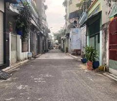 Nhà 2 Tầng - Hẻm Nhựa Xe Hơi 5M Thông  - Gần Bệnh Viện Quận 12. 75M2.