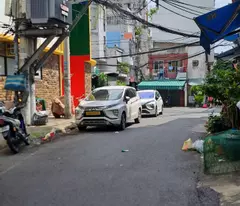 Nhà 3 tầng đường hẻm 10m, khu vực kinh doanh Thành Thái Quận 10
