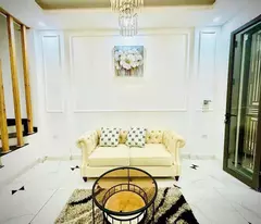 SIÊU PHẨM NHÀ PHỐ MỚI KÍNH KOONG PHỐ TRẠM LONG BIÊN

 58 M x 7 TẦNG, HƠN 16.8 TỶ  CÓ THƯƠNG LƯỢNG