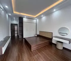 Cần bán nhà Bồ Đề 50m 7 tầng MT4,6m, lô góc, gara hơn 12.5 tỷ