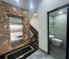 Cần bán nhà Bồ Đề 50m 7 tầng MT4,6m, lô góc, gara hơn 12.5 tỷ