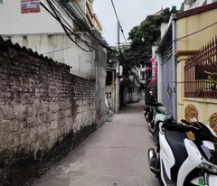 bán đất Ngô Gia Tự, mở ngõ to ra mặt phố không vào đát nhà mình, diện rích 70m2, mặt tiền 4.5m,