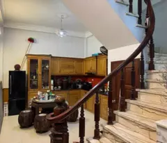 BÁN NHÀ 6T XUÂN THỦY, DT 42M2, KIA MORNING ĐỖ CỬA, GẦN PHỐ, KINH DOANH/Ở, CHỈ 10.6 TỶ