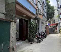 BÁN NHÀ 6T ĐH NGOẠI NGỮ, DT 42M2, KIA MORNING ĐỖ CỬA, GẦN PHỐ, KINH DOANH/Ở, CHỈ 10.6 TỶ