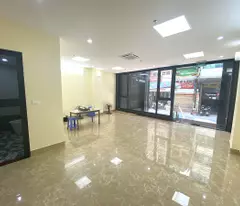Bán Tòa Văn Phòng 9 Tầng Mặt Phố Nguyễn Viết Xuân, Hà Đông. Vị Trí Đắc Địa. DT 93m2. Giá 30 TỶ