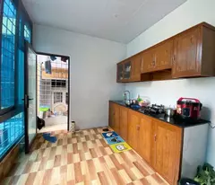 Bán nhà Hoàng Đạo Thành ô tô cạnh nhà 28/35m2 xây 3 tầng,MT 3m giá 5.5 Tỷ